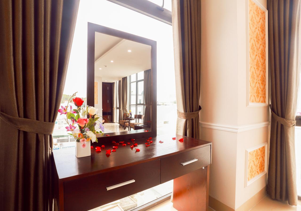 Tuan Vu Hotel Dao Co To Exterior photo